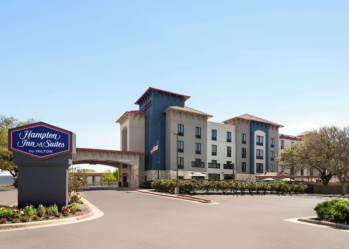 Hampton Inn & Suites San Marcos