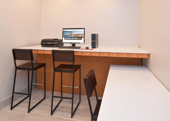 Holiday Inn Express & Suites Austin Nw - Lakeline By Ihg