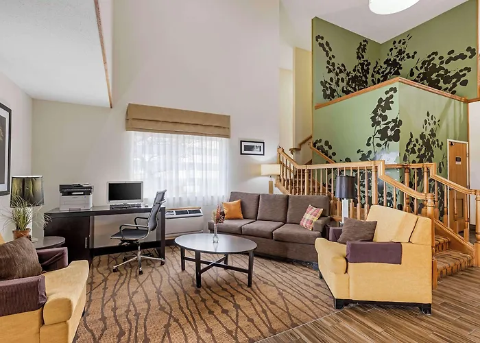 Sleep Inn & Suites Charles City