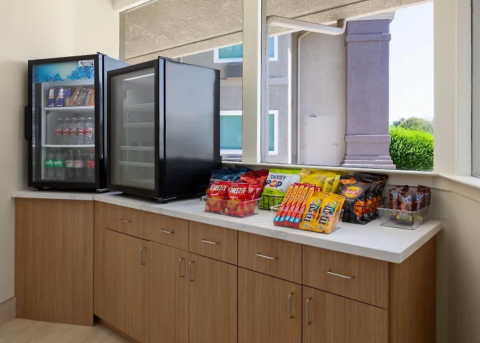 Ramada By Wyndham Merced