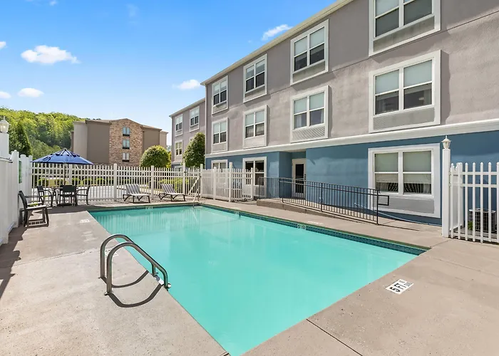 Comfort Inn & Suites Rome South
