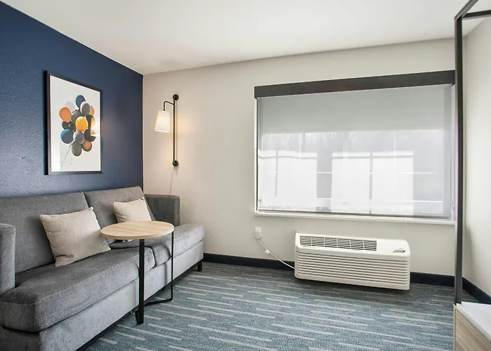 City Express By Marriott Duluth