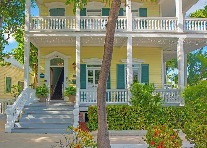 Silver Palms Inn