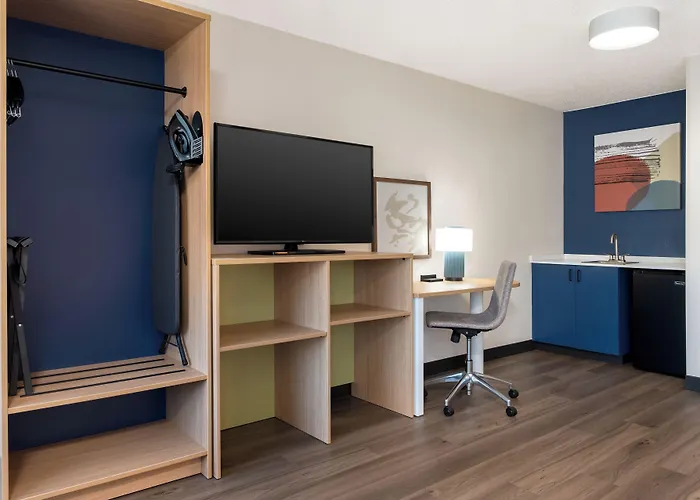 Spark By Hilton Wilmington
