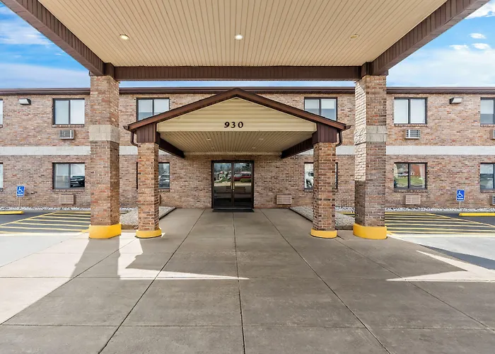 Super 8 By Wyndham Farmington