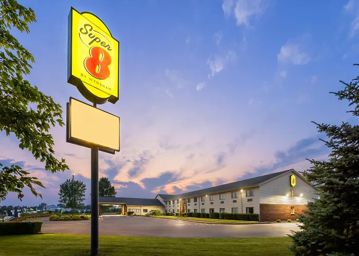 Super 8 By Wyndham Henrietta/Rochester Area