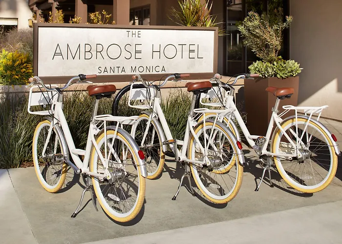 Ambrose Hotel