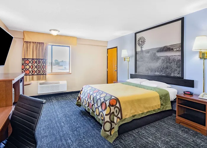 Super 8 By Wyndham Valentine Ne