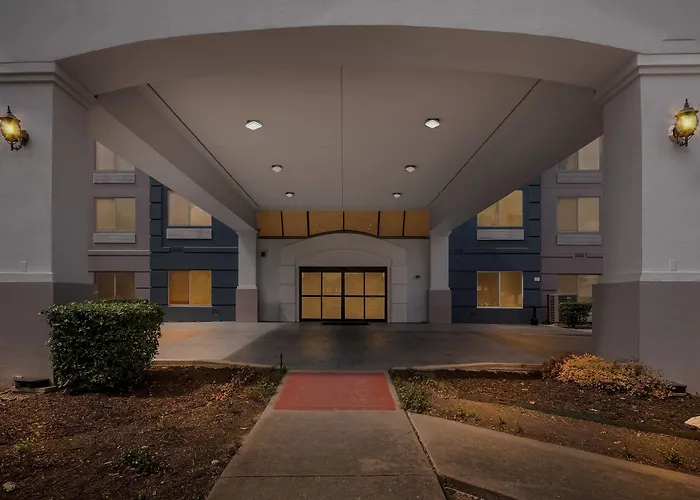 Comfort Suites Austin Airport