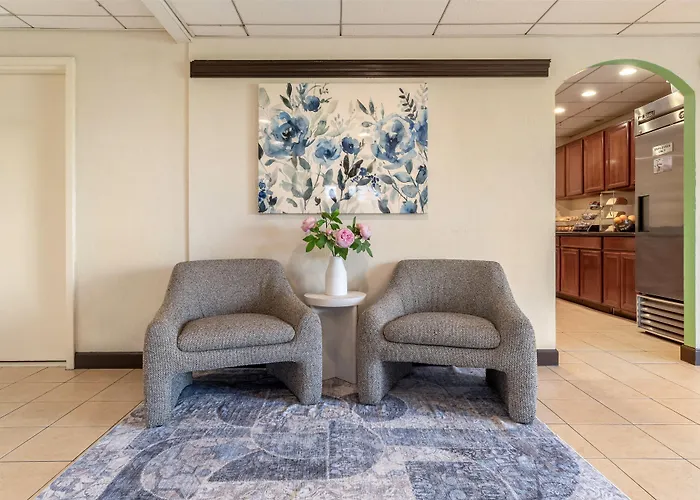 Surestay Hotel By Best Western East Brunswick