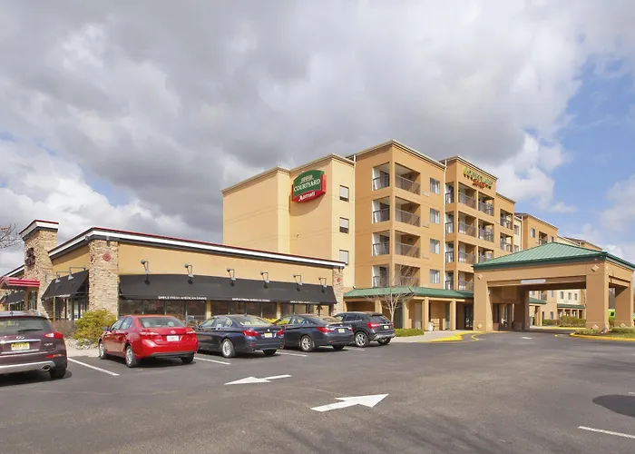 Courtyard By Marriott Somerset