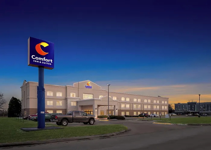 Comfort Inn & Suites Decatur-Forsyth