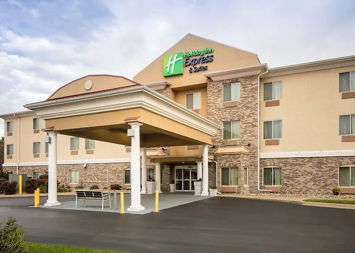 Holiday Inn Express & Suites Clinton By Ihg