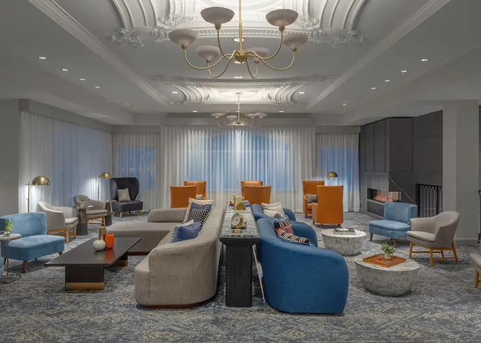 Hotel Commonwealth
