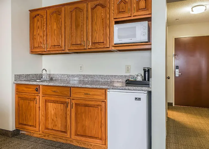 Comfort Suites Springfield I-70