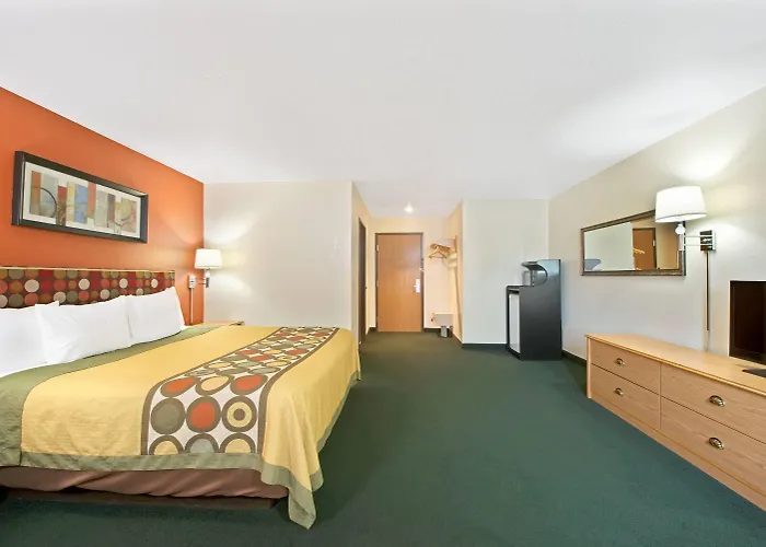 Super 8 By Wyndham Bonne Terre