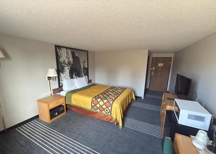 Super 8 By Wyndham Belle Fourche Sd