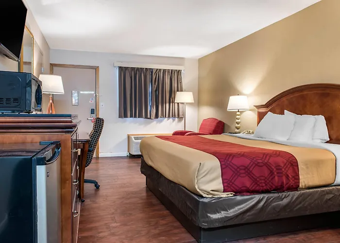 Econo Lodge Holland - Toledo