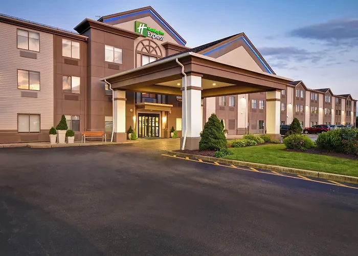 Holiday Inn Express Newport North - Middletown By Ihg