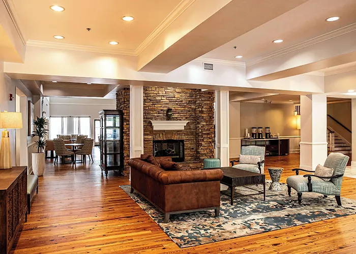 Hampton Inn & Suites Charleston-West Ashley