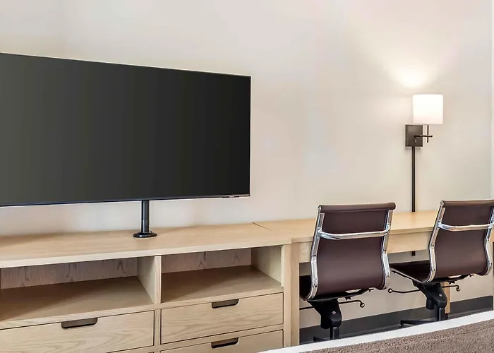 Extended Stay America Suites - Long Island - Melville
