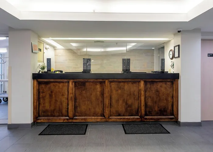 Hometown Inn By Red Roof East Syracuse