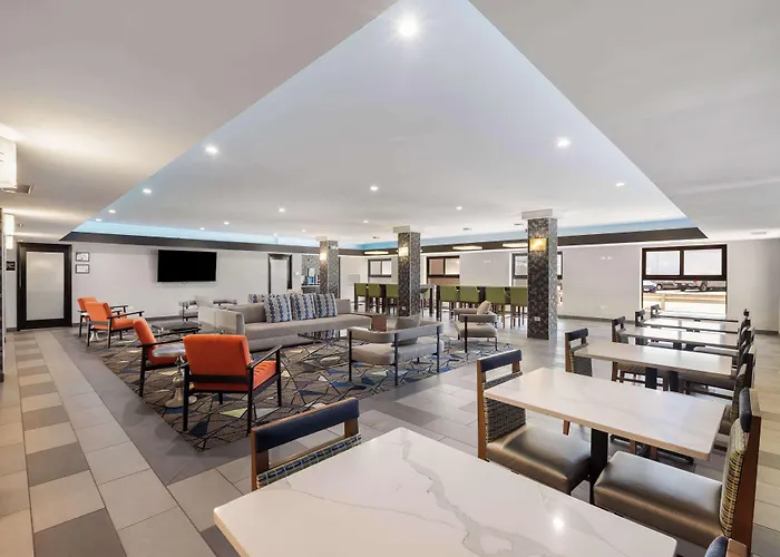 Best Western Inn & Suites - Midway Airport