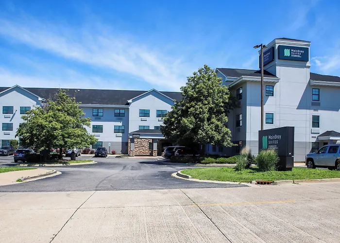 Mainstay Suites Chicago Hillside