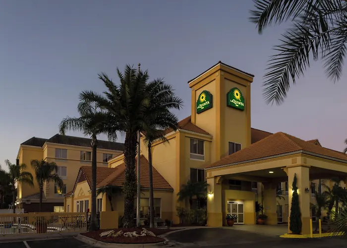 La Quinta By Wyndham Orlando Universal Area - Free Shuttle To Universal