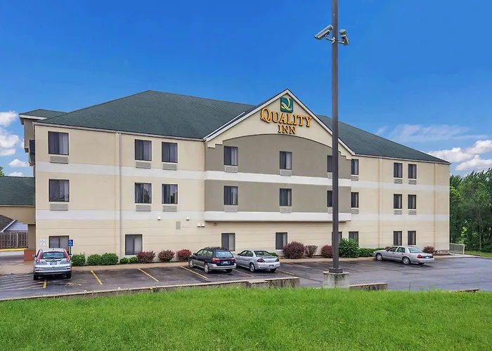 Quality Inn I-70 Near Kansas Speedway
