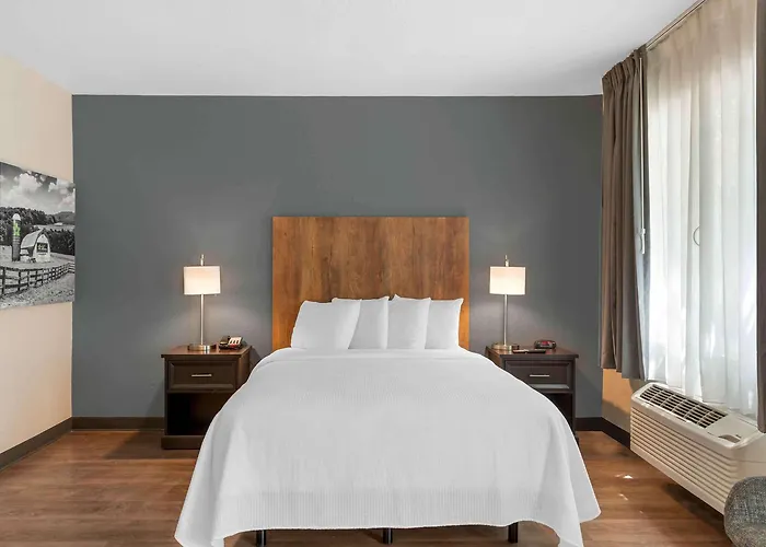 Extended Stay America Premier Suites - Fort Lauderdale - Cypress Creek - Park North