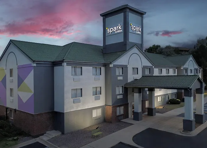 Spark By Hilton Lakewood Denver Southwest