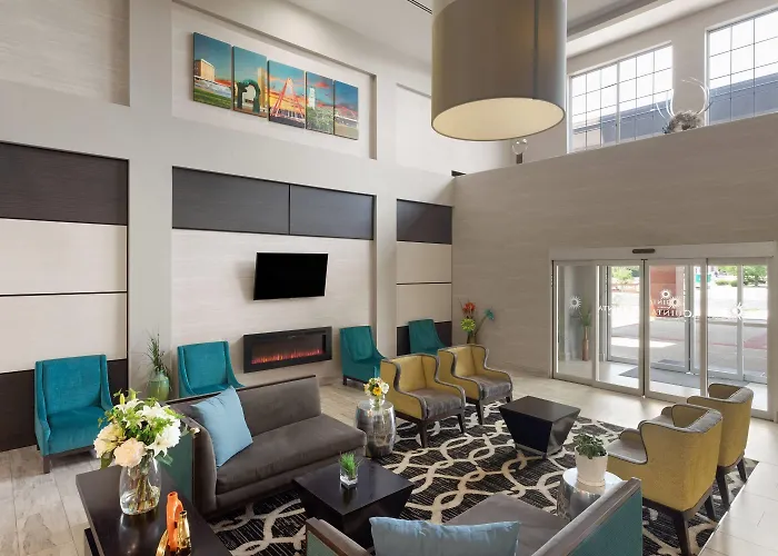 La Quinta By Wyndham Columbus - Edinburgh