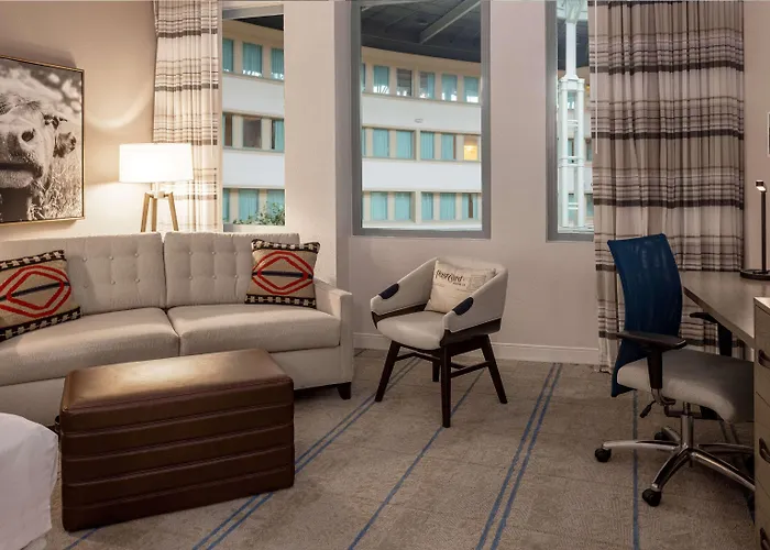 Hilton Austin Airport