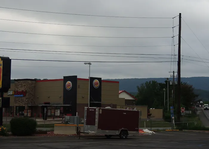 Super 8 By Wyndham Mifflinville Near Bloomsburg