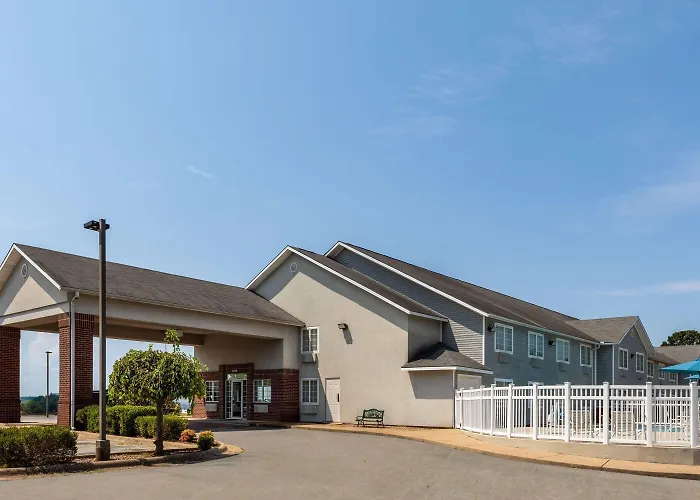 Days Inn By Wyndham Mountain Home