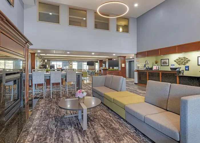 Best Western Plus Eau Claire Conference Center
