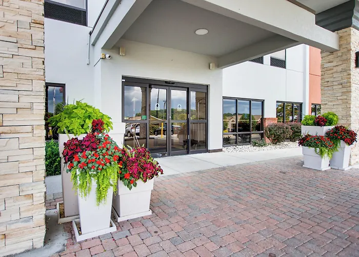 Holiday Inn Express Dublin By Ihg