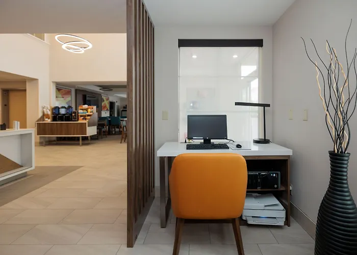 Holiday Inn Express Berkeley By Ihg