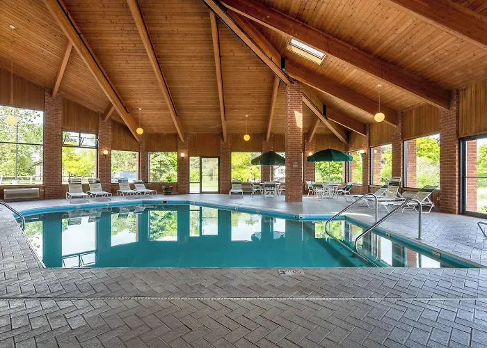 Baymont By Wyndham Harvard
