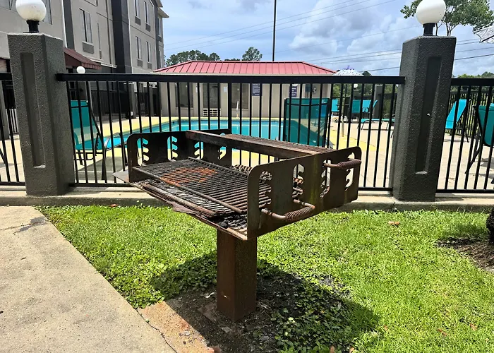 Baymont By Wyndham Moss Point Pascagoula