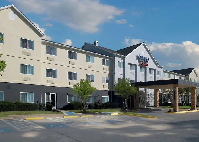 Fairfield Inn & Suites Dallas Park Central