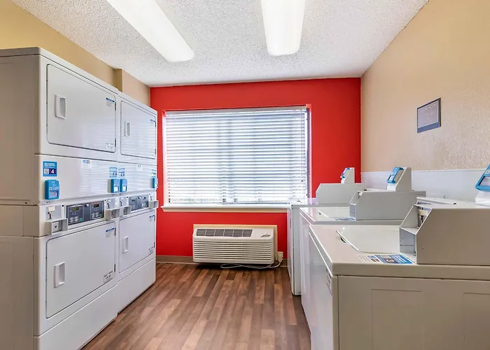 Extended Stay America Select Suites - Denver - Tech Center South
