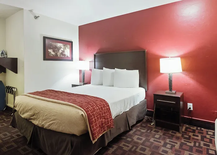 Red Roof Inn Oklahoma Airport I 40 W Fairgrounds