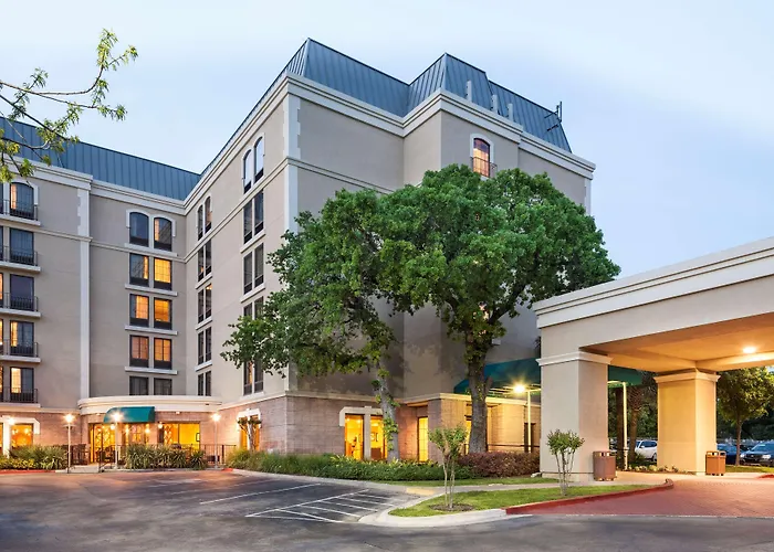 Doubletree By Hilton Austin-University Area