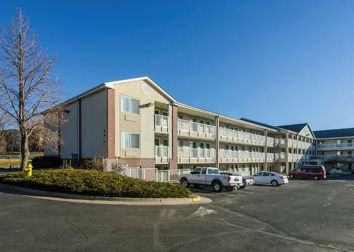 Hometowne Studios By Red Roof Denver - Thornton