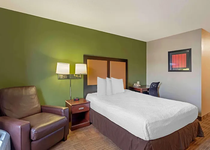 Extended Stay America Suites - Chicago - Woodfield Mall