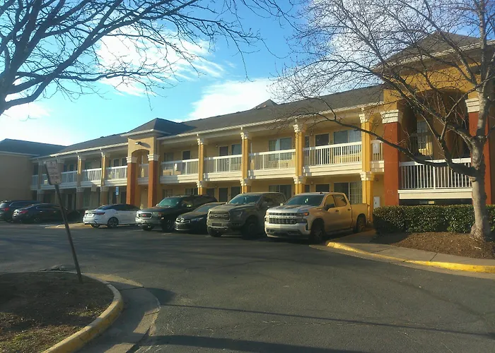 Mainstay Suites Washington Dulles Airport