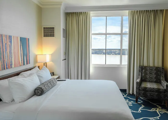 Bally'S Evansville Casino & Hotel