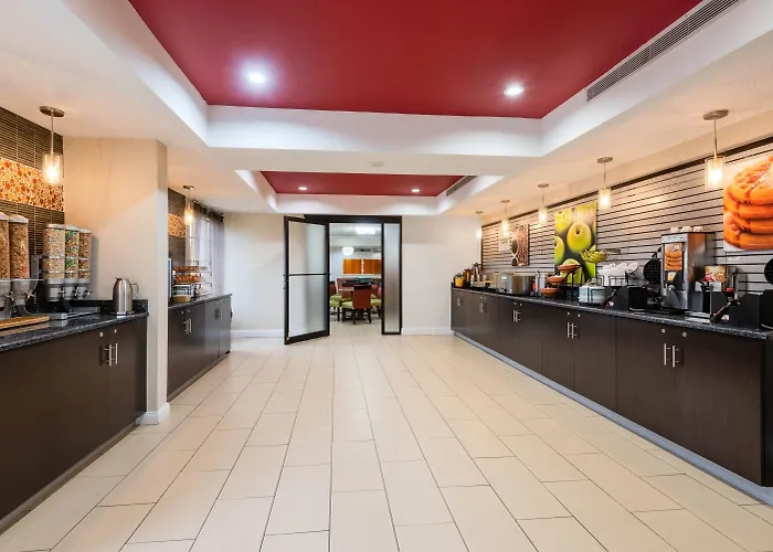La Quinta Inn & Suites - New River Gorge National Park